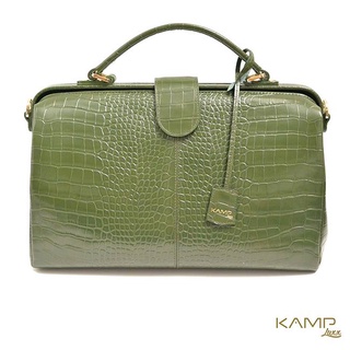 KAMP รุ่น Gripsack Glam Moss Green กระเป๋าหนังแท้สไตล์ Doctor Bag สีเขียว