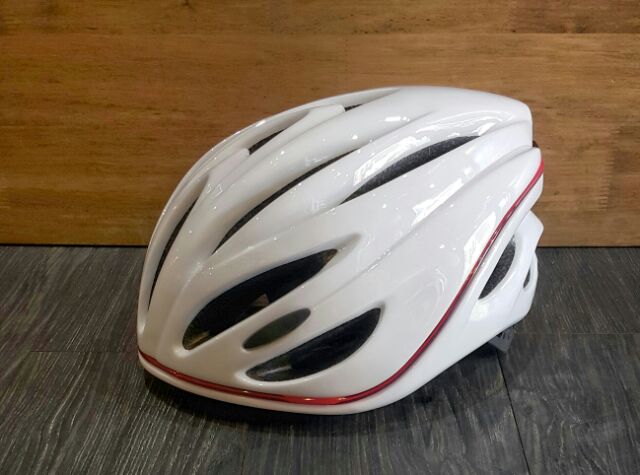 หมวกจักรยานแบบมีไฟ-hologlow-cycle-helmet