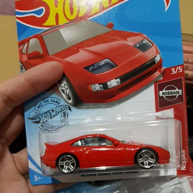 รถของเล่นเด็ก-hot-wheels-รุ่นnissan-300zx-twin-turbo-สีแดง-และสีขาว-งานสวยค่ะ-ใช้โค้ดส่งฟรีเมื่อซื้อครบ-300-บาทค่ะ