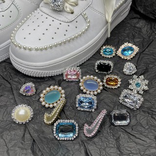 ปรับให้เข้ากับ af1 Air Force One เครื่องประดับอัญมณี diy ตกแต่งหัวเข็มขัดเชือกผูกรองเท้าและเทรนด์การเปลี่ยนแปลงอุปกรณ์ดอ