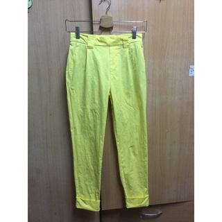 USED LIKE NEW ส่งต่อ กางเกงขายาวสีเหลือง Pullandbear งานตัดป้ายจากโรงงาน