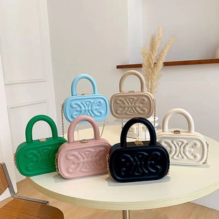 【พร้อมส่ง】miss bag fashion กระเป๋าสะพายข้าง กระเป๋าถือ barcelona