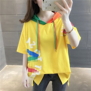 เสื้อมีฮู้ดแขนสั้นผู้หญิงฤดูร้อนเกาหลีกราฟฟิตีสีเข้ากันหลวมพลัสไซส์เสื้อผ้าผู้หญิง 200 กก