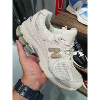 New Balance 2002R in new colorways