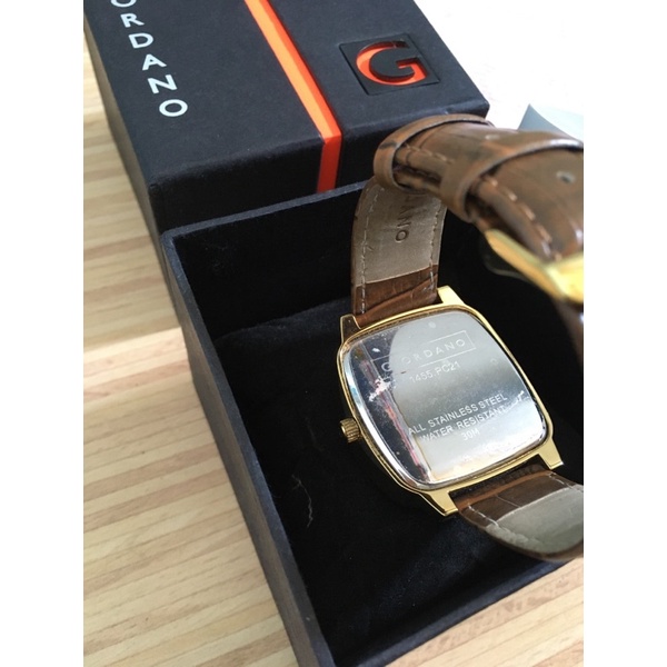 นาฬิกาข้อมือgiordano-พร้อมกล่องสมุดครบเหมือนซื้อใหม่