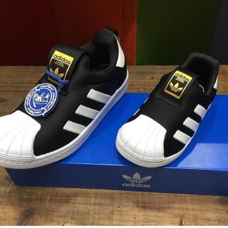 Adidas Kids ดำ Slip on  พื้นนุ่ม