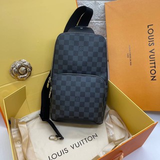 Louis Vuitton sling bag Grade vip Size 18 cm อุปกรณ์ full box set