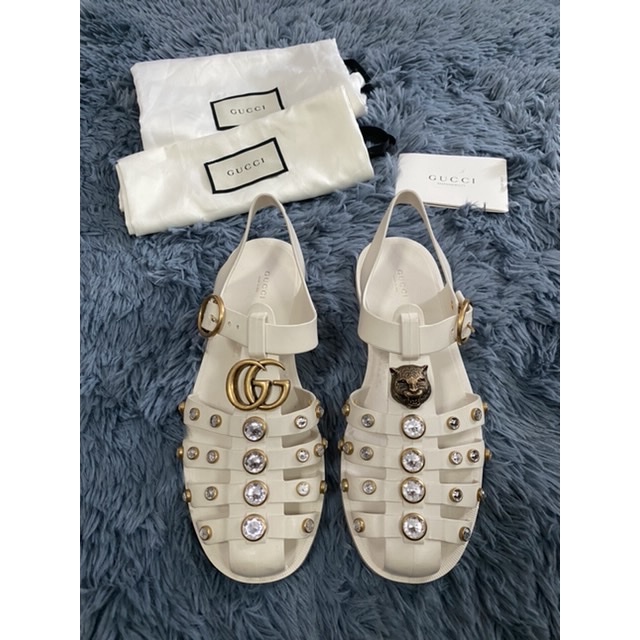 Gucci rubber best sale sandals with crystals