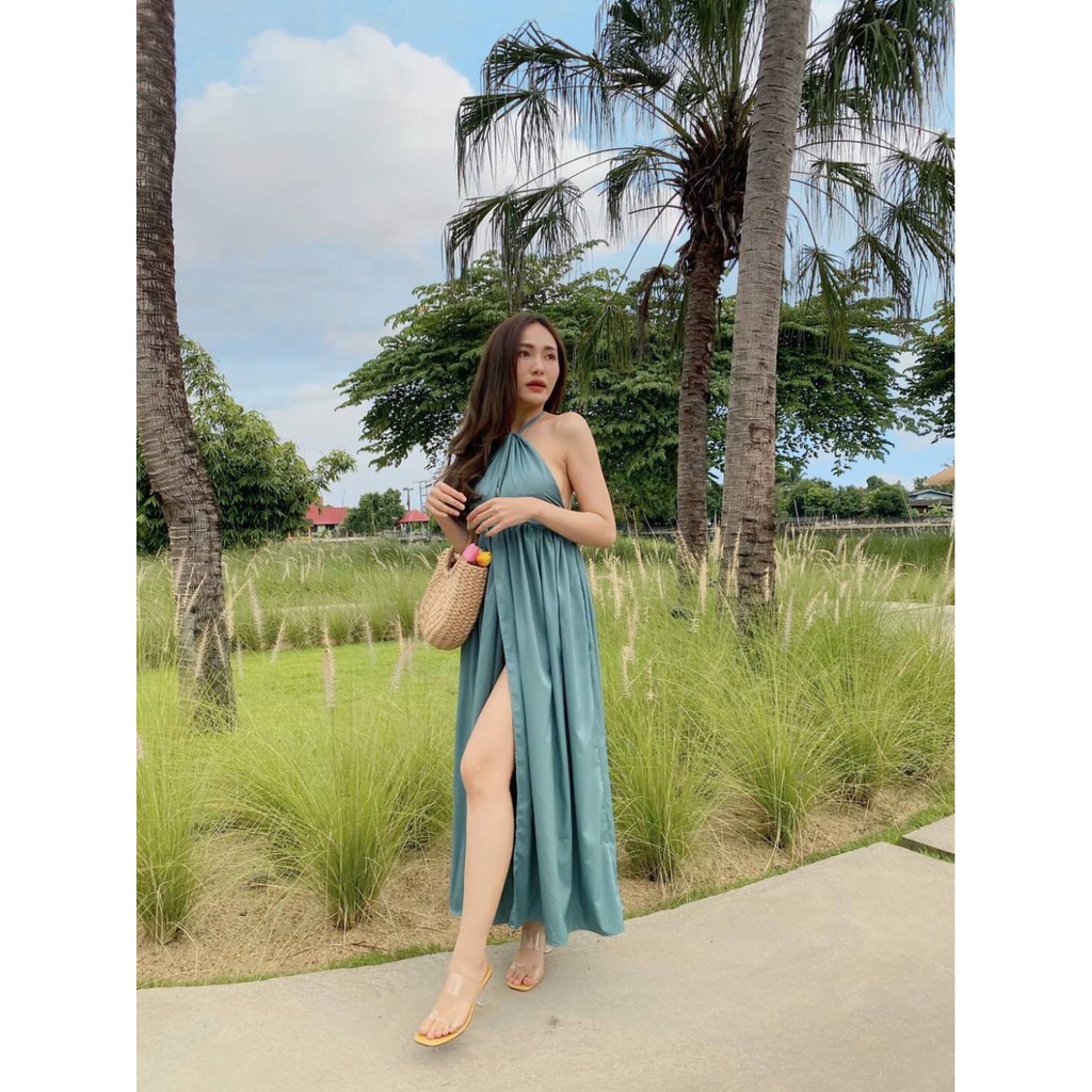 al783-เดรสยาวเว้าหลัง-มีเชือกสอดสำหรับผูกคอเอง-เอวด้านหลังเป็นยางยืด-กระโปรงผ่าด้านหน้า