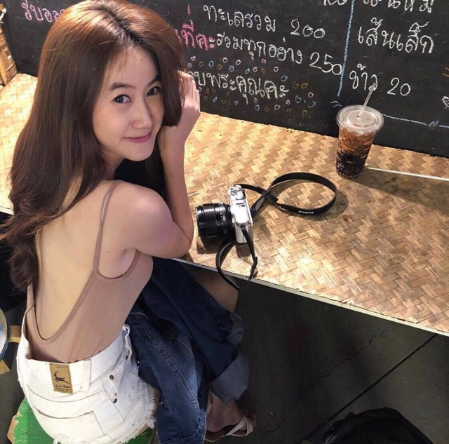 บอดี้สูทสายเดี่ยวสปาเก๊ตตี้