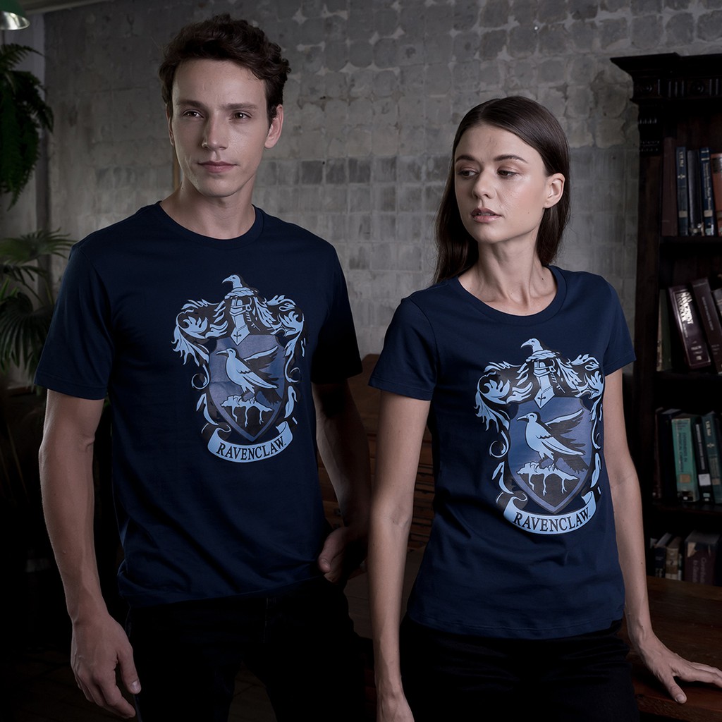 warner-bros-harry-potter-ravenclaw-women-t-shirt-เสื้อยืดผู้หญิงแฮร์รี่พอตเตอร์เรเวนคลอ-สินค้าลิขสิทธ์แท้100-characters-studio