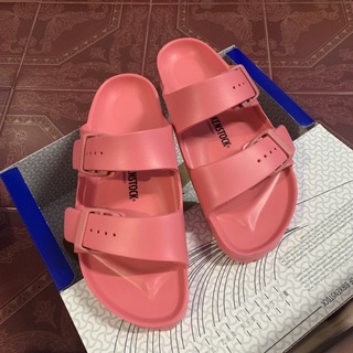 Birkenstock 100% (หญิง) size36-40EUR ของแท้💯💯พร้อมกล่อง กันน้ำ ยางทนทานมาก มาพร้อมกล่องแบรนด์