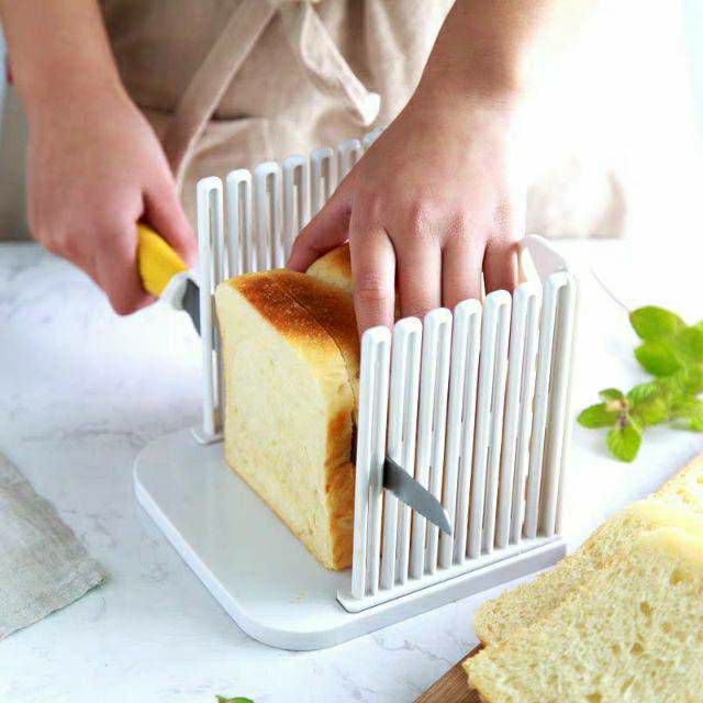 แท่นตัดขนมปัง-ที่สไลด์ขนมปัง-bread-slicer