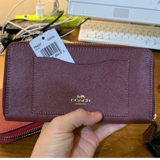 🎀 (สด-ผ่อน) กระเป๋าสตางค์ซิปรอบ สีแดง WINE COACH F54007 ACCORDION ZIP WALLET