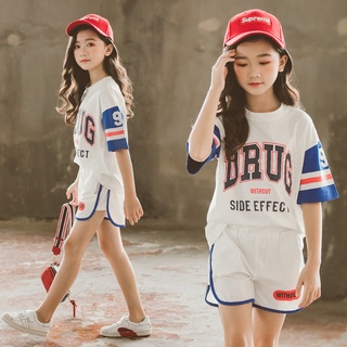 เสื้อผ้าฤดูร้อนของเด็กผู้หญิงชุดกีฬาแฟชั่นเกาหลีสำหรับเด็กชุดสองชิ้นที่เดินทางมาพักผ่อน SJ4208