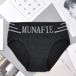 ภาพหน้าปกสินค้าStylish men\'s soft and comfortable triangle briefs shorts（Waist 25-40 inches）NO.MUN01 ซึ่งคุณอาจชอบราคาและรีวิวของสินค้านี้