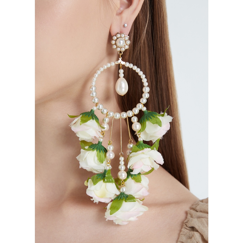 absolute-siam-white-rose-amp-pearl-chandelier-earrings-revival-the-wonder-room