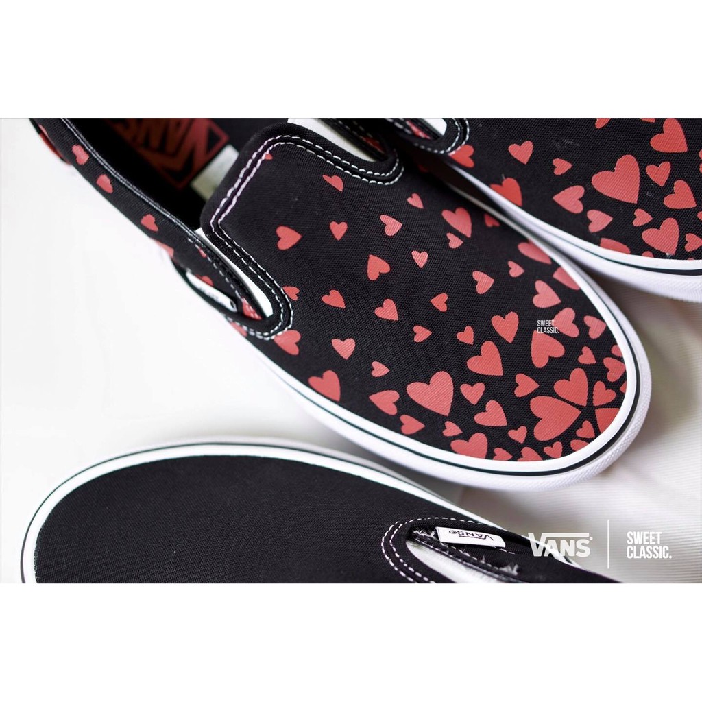 vans-valentines-hearts-slip-on-black-vn0a33tb45l