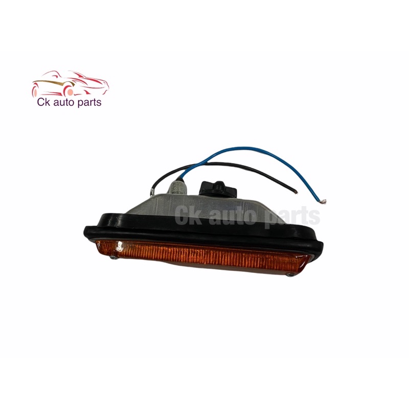 ไฟเลี้ยวข้างบังโคลน-ไฟเลี้ยวแก้ม-ดัทสัน-521-datsun-521-d-s521-side-turn-signal-light