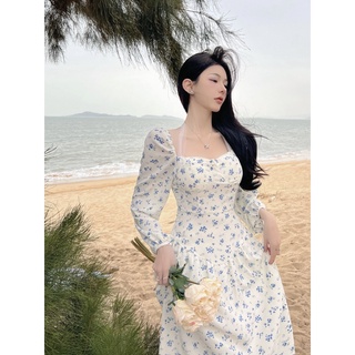 พร้อมส่ง🇰🇷 เดรสยาวสีขาว แขนยาว ลายดอกไม้ฝรั่งเศษสีน้ำเงิน เสื้อผ้านำเข้า สไตล์เกาหลี #A133