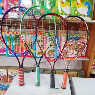ภาพขนาดย่อของภาพหน้าปกสินค้าไม้เทนนิส เด็ก มือสอง สภาพดี จากร้าน honyhoon บน Shopee