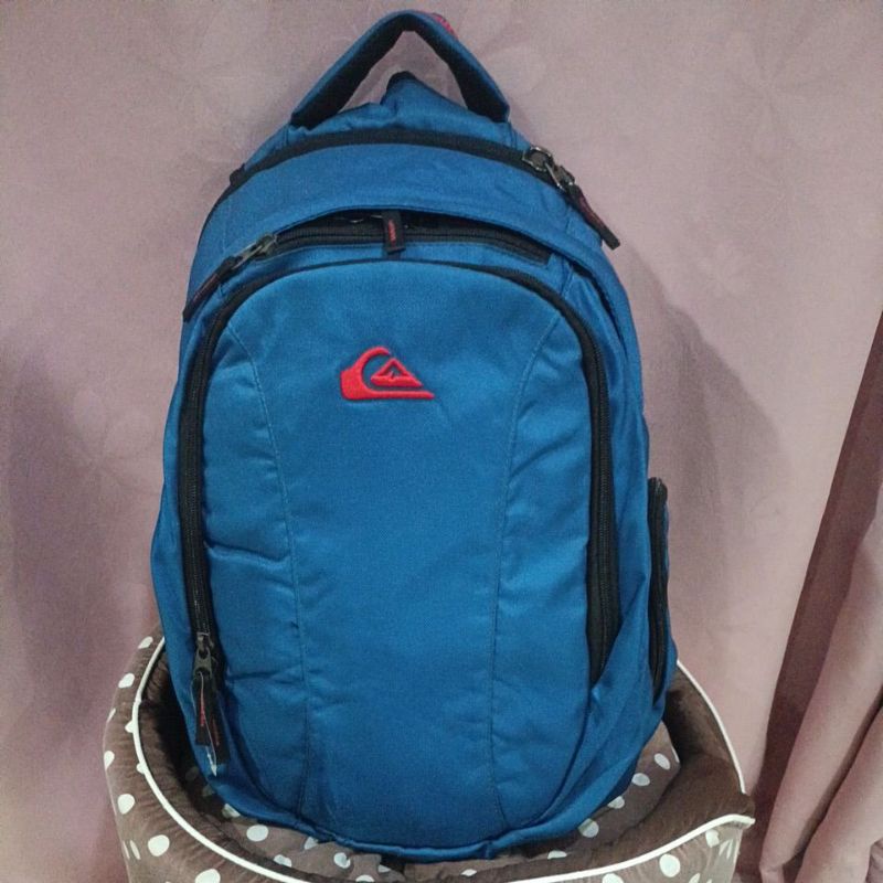 กระเป๋าเป้-quiksilver-สวยแท้-พร้อมส่ง