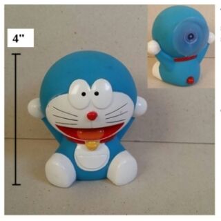 โดเรม่อน Doraemon ตัวตุ๊กตาติดเสาอากาศรถ หรือติดกระจกรถ ก็ได้ มีจุ๊บติดกระจกอยู่ด้านหลังค่ะ ขนาด สูง 4 นิ้ว