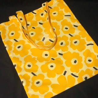 กระเป๋าผ้าสายยาวดอกเหลืองMarimekkoราคาต่อชิ้น
