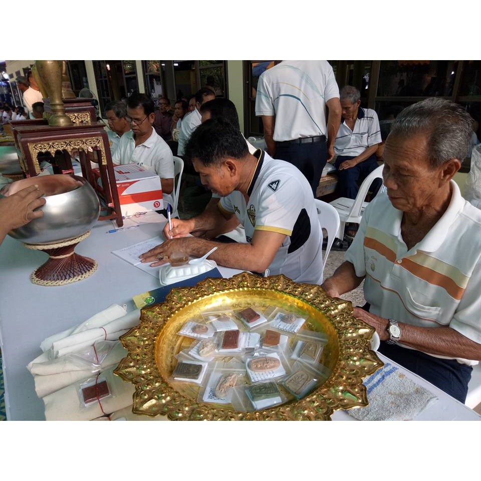 พระสิวลี-บูรพาจารย์มหาลาภ-ฝังเม็ดพระธาตุหลวงตามหาบัว-2สีตะกรุดเงินแท้-สุดยอดมวลสารอัฐิอังคารธาตุพระกรรมฐานสายหลวงปู่มั่น