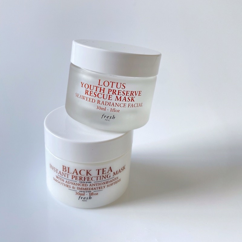 Fresh Black Tea instant perfecting mask และ Lotus Youth Preserve rescue