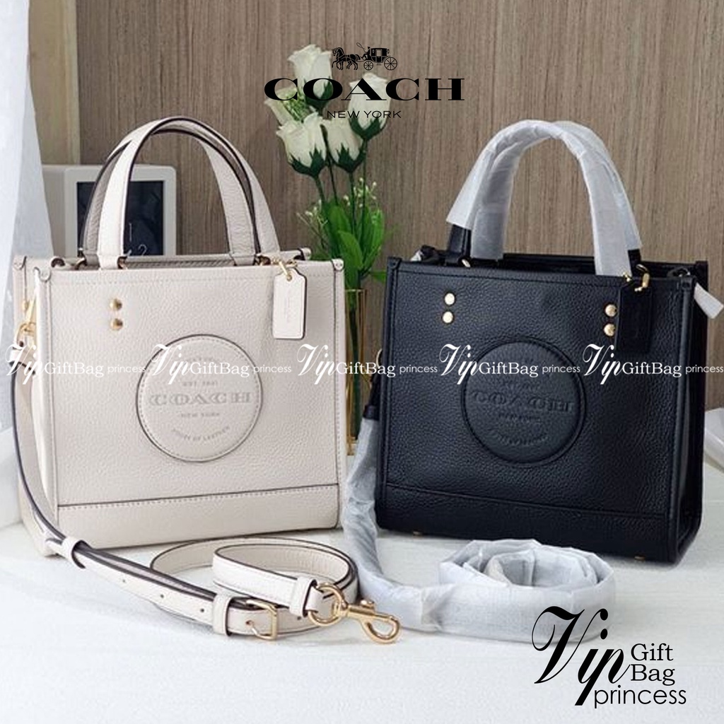 ใหม่ล่าสุด อดใจยังไงไหว COACH Dempsey Field Tote 22 C5268 โทนสีขาวล้วน ...