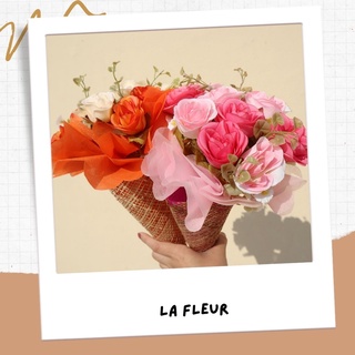 Lafleur shop : กุหลาบวาเลนไทน์ด้ามคฑา ปัจฉิม บัณฑิตน้อย รับปริญญา วาเลนไทน์ ปีใหม่