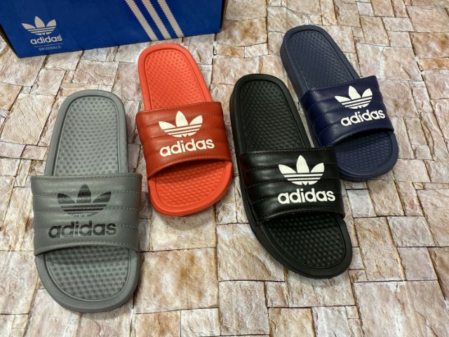 รองเท้าแตะ-adidas-โล้โก้เก่า