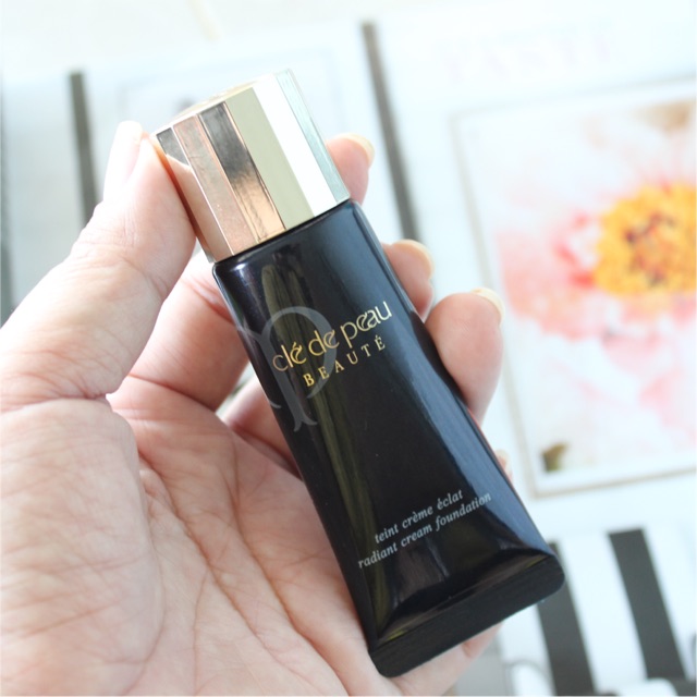 Fond De Teint Poudre Clé De Peau Beauté - Teint Éclat II, SPF25 - Neuf, Fabriqué Au Japon 2024