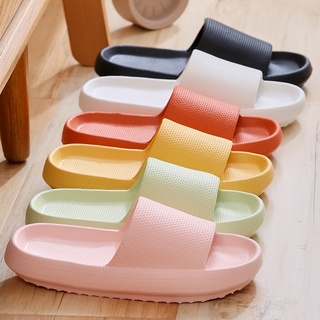 สินค้าใหม่ พร้อมส่ง รองเท้าแตะ พื้นหนา เหมาะกับใส่ในห้องน้ํา แฟชั่นฤดูร้อน สําหรับผู้ชาย และผู้หญิง