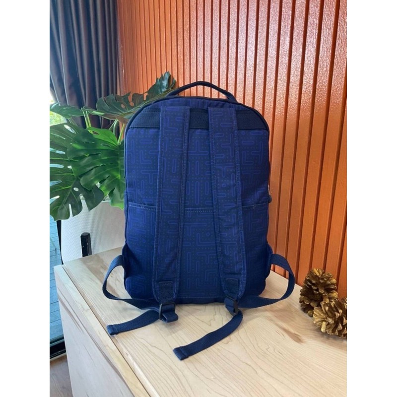 kipling-backpack-size-m-รุ่น-ki3825-กระเป๋าเป้สะพายหลัง-วัสดุกันน้ำ-น้ำหนักเบา