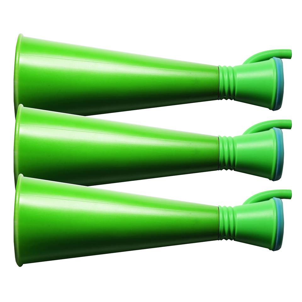 ภาพหน้าปกสินค้าแตรเป่า เชียร์กีฬา ชุด 3 ชิ้น สีเขียว
