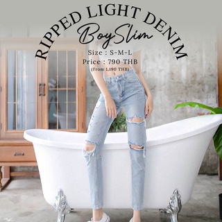 ภาพหน้าปกสินค้าRIPPED LIGHT DENIM กางเกงยีนส์ฟอกเอวสูงทรงบอยสลิม ที่เกี่ยวข้อง