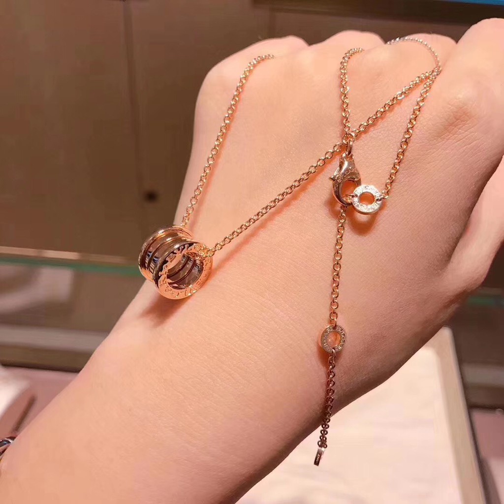 bvlgari-สร้อยคอไทเทเนียมเหล็ก-พร้อมจี้สปริง-ของขวัญ-k831