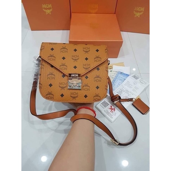 พร้อมส่ง-มีปลายทาง-กระเป๋าสะพายข้างผู้หญิง-mcm