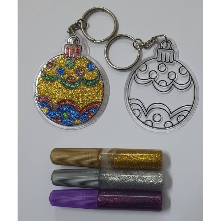 ภาพหน้าปกสินค้าพวงกุญแจระบายสี 10 บาท - Key chain 10 Baht สีกากเพชร ราคาถูก จากร้าน aromart บน Shopee