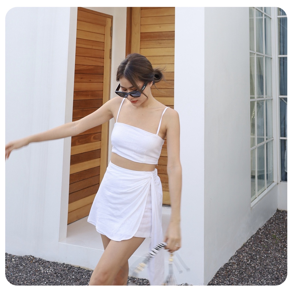 lady-linen-set-ชุดเซทลินิน-กางเกงกระโปรง-เสื้อสายเดี่ยวปรับสายได้-หลังสม็อค-ฟรีไซส์-มีให้เลือก-4-สี