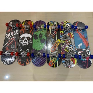 ภาพขนาดย่อของภาพหน้าปกสินค้าสเก็ตบอร์ด Skateboard คละลาย ( ร้านเลือกลายให้ ) (ออเดอร์ละไม่เกิน6ชิ้น)/C012 จากร้าน xuchuzhan บน Shopee