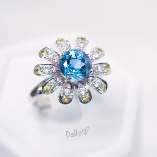 Blooming blue ringแหวนพลอยดอกไม้โทพาส