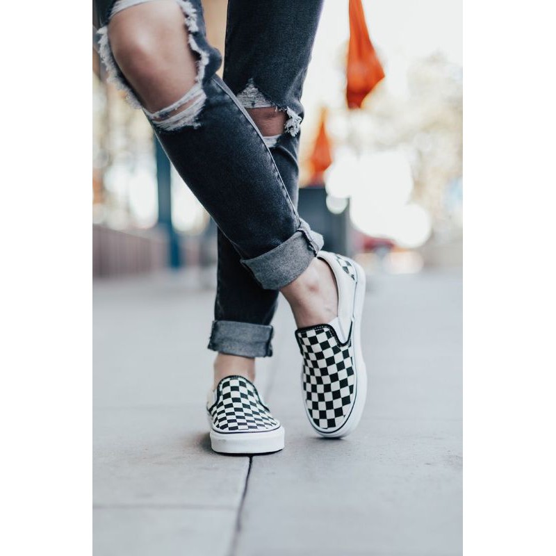 ภาพสินค้ารองเท้าผ้าใบแวน พร้อมกล่องแท้ % รองเท้าผ้าใบ ทรง Vans slipon checkerbord 100% รองเท้าแวนสลิปออน แวนตาราง แวนแบบสวม จากร้าน sneakerbybenz บน Shopee ภาพที่ 2