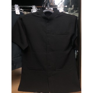 ภาพขนาดย่อของภาพหน้าปกสินค้าเสื้อซาฟารี เสื้อคอจีน ‍ ️คอพระราชทาน,สีดำ, ขาวไซส์ M-2XL ‍ มีเก็บปลายทาง ️ จากร้าน jingja6789 บน Shopee