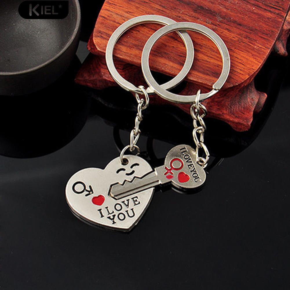 ภาพหน้าปกสินค้าพวงกุญแจคู่รักแสนโรแมนติก Keyring ของขวัญวันวาเลนไทน์หัวใจชุดของขวัญ จากร้าน kiel.th บน Shopee