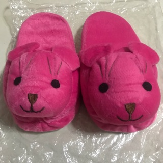 Slipper รองเท้าสวมใส่ในบ้าน