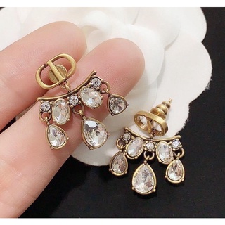 ต่างหูก้านเงินแท้เพชรczแท้สวยน่ารักมากค่ะ