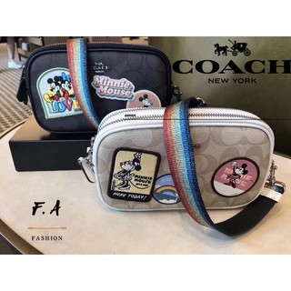 F.A (ของแท้ 100%) COACH 31349 28344 กระเป๋าสะพายข้างสำหรับผู้หญิงรุ่นใหม่ / ปักตรา Disney Mickey Mouse / กระเป๋ากล้อง